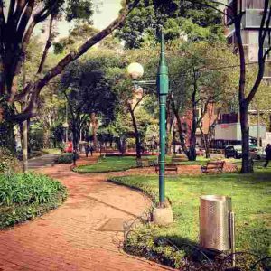 parque el retiro Virrey compressed — servicio de mudanzas en Colombia